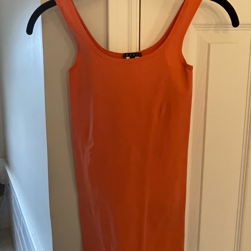 Theory orange tank